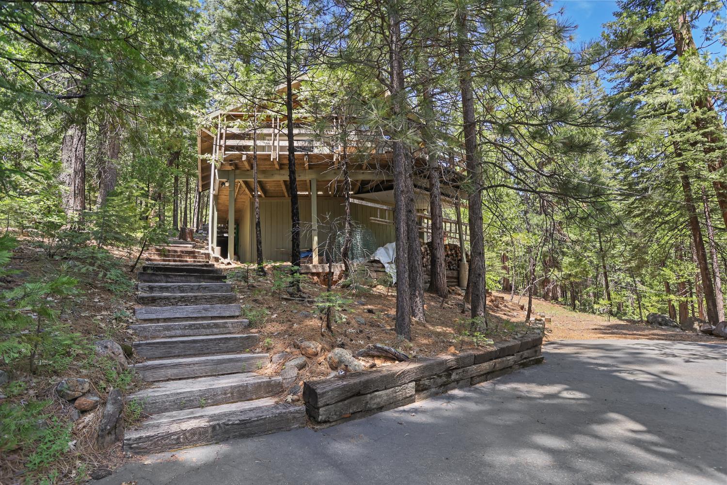 2383 Indian Rock Road