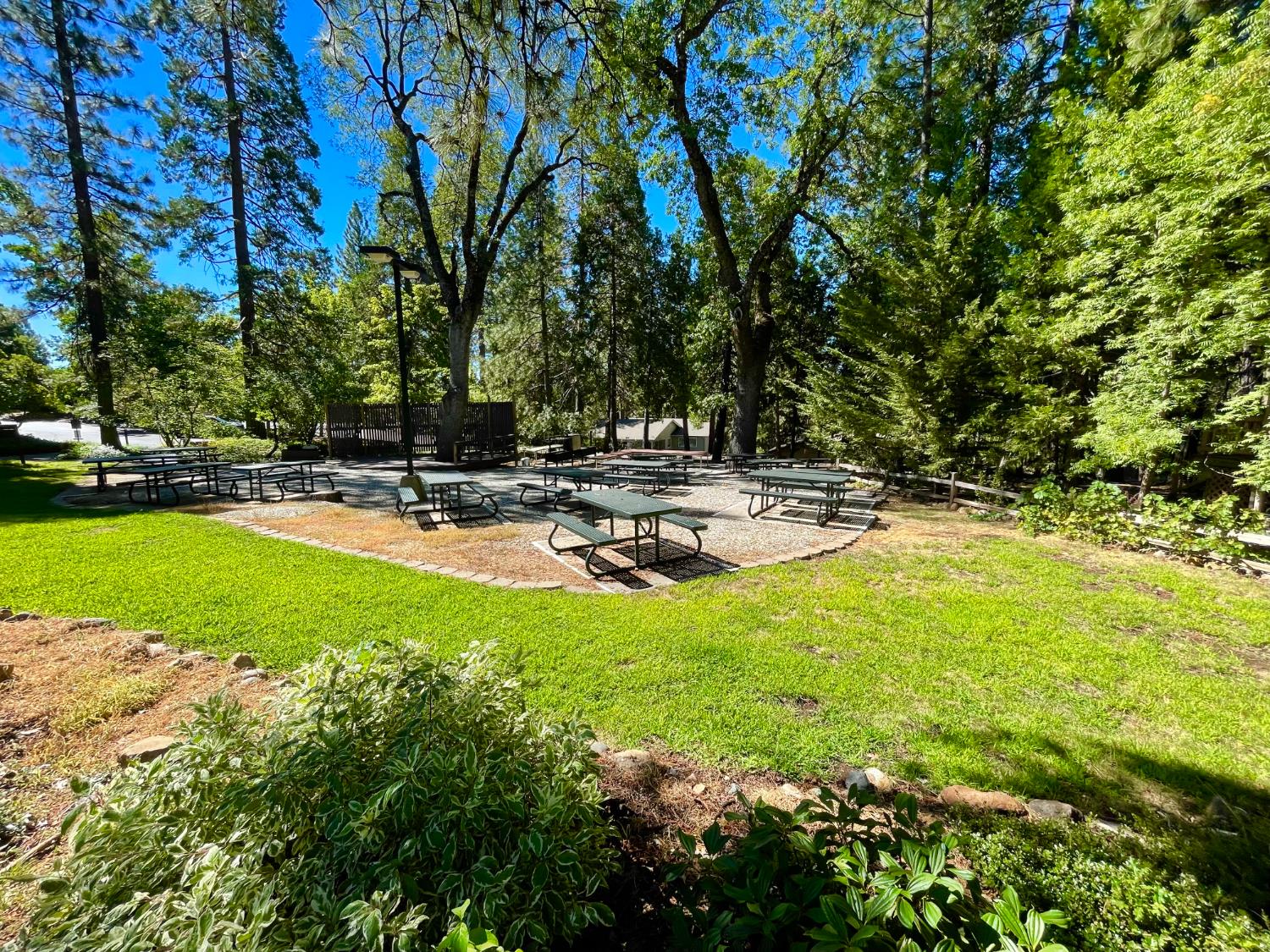 762 Sugarbush Lane