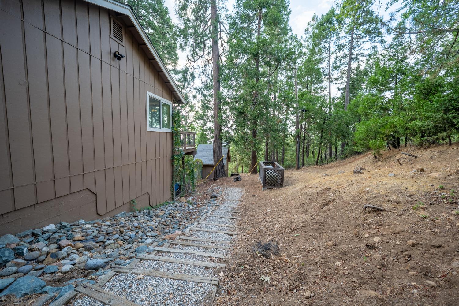 762 Sugarbush Lane