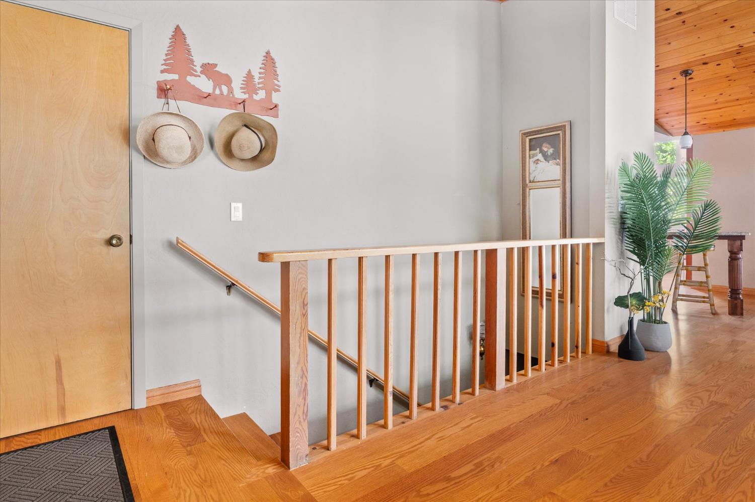 3245 Kenshaw Way