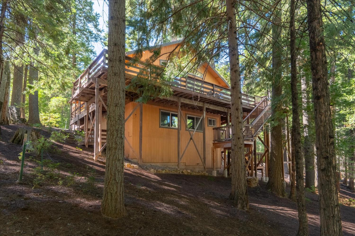3245 Kenshaw Way