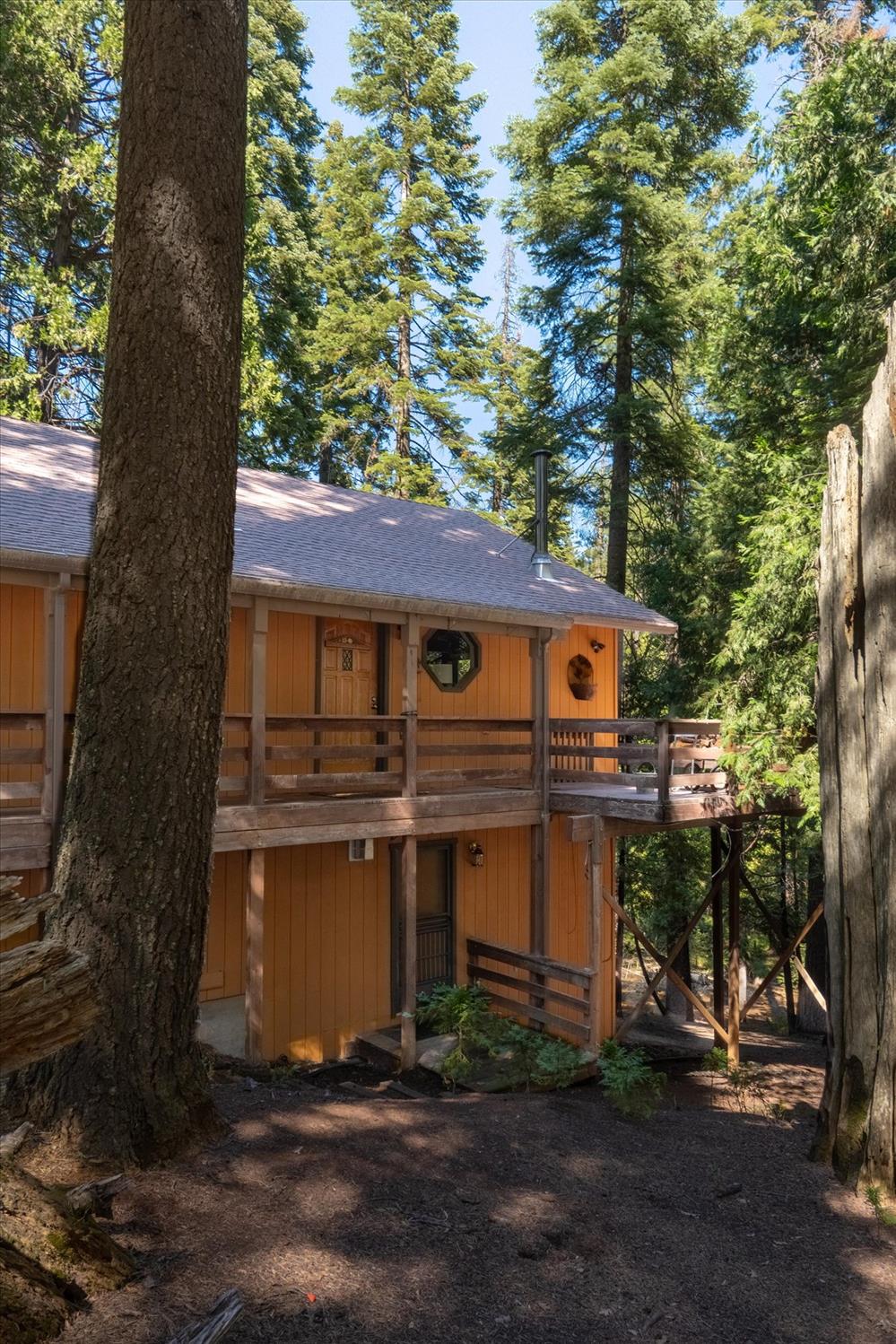 3245 Kenshaw Way
