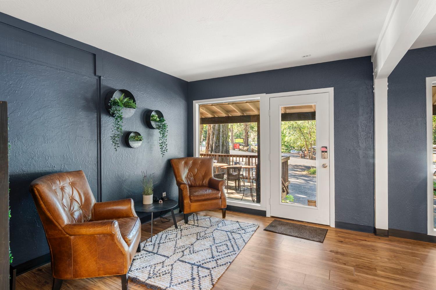 1224 Oak Circle