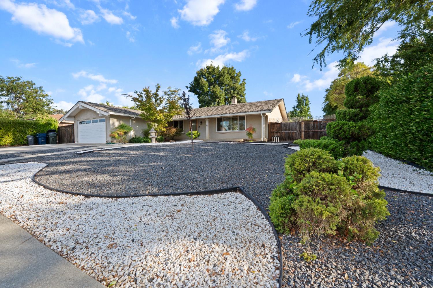 2583 Regent Road