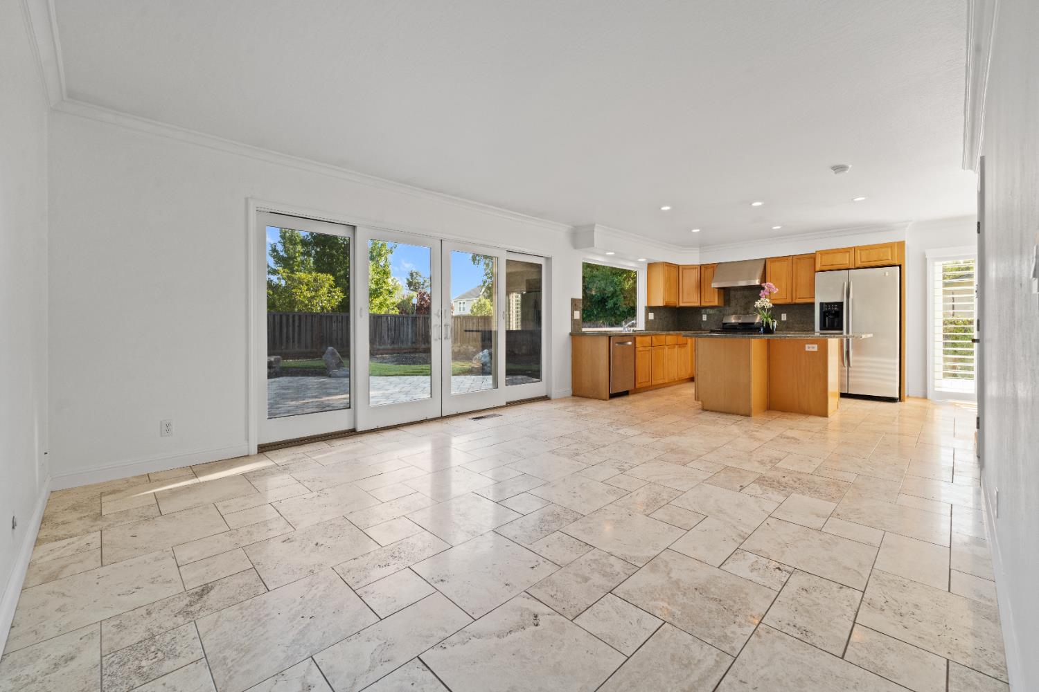 2583 Regent Road