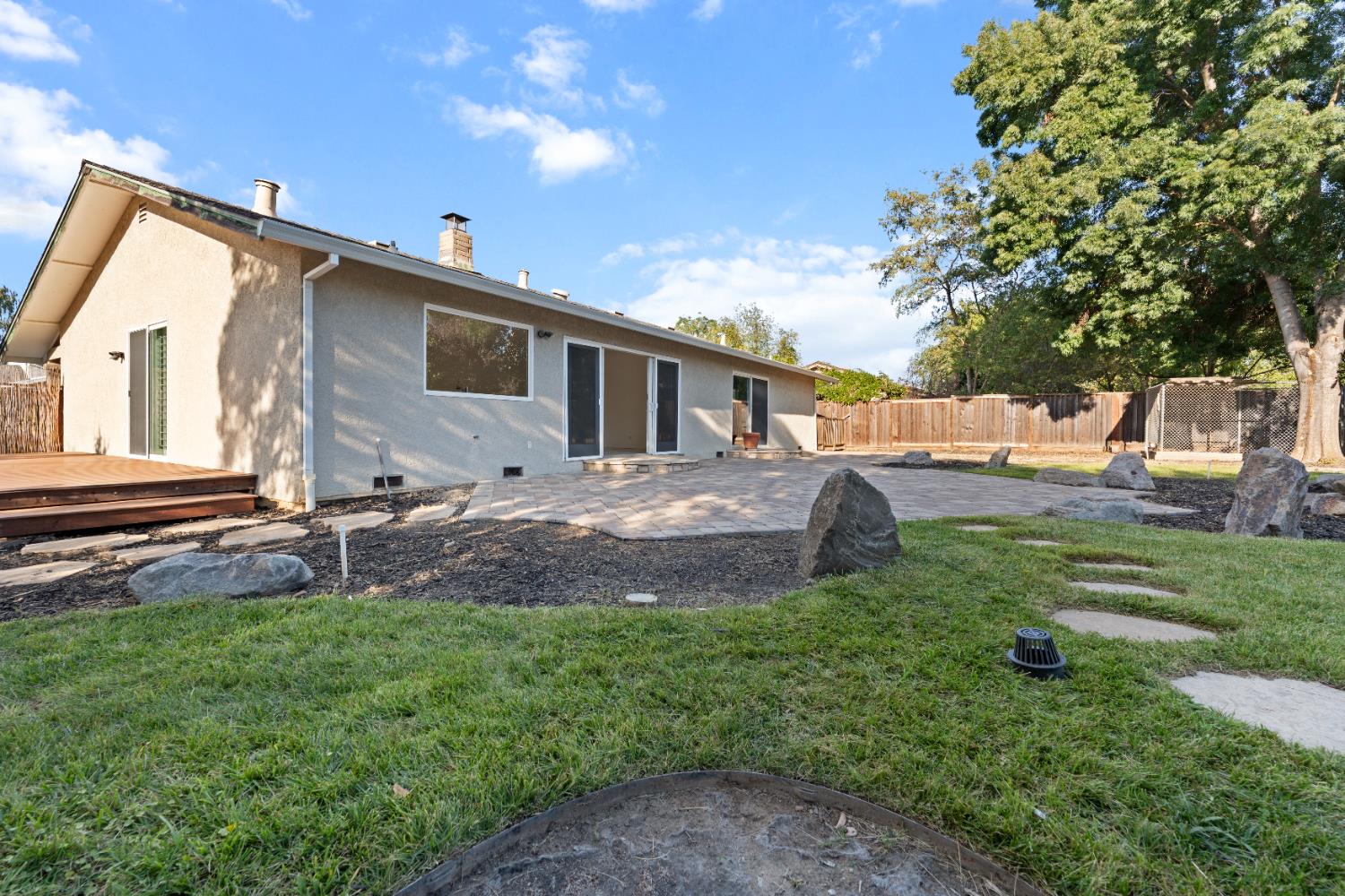 2583 Regent Road