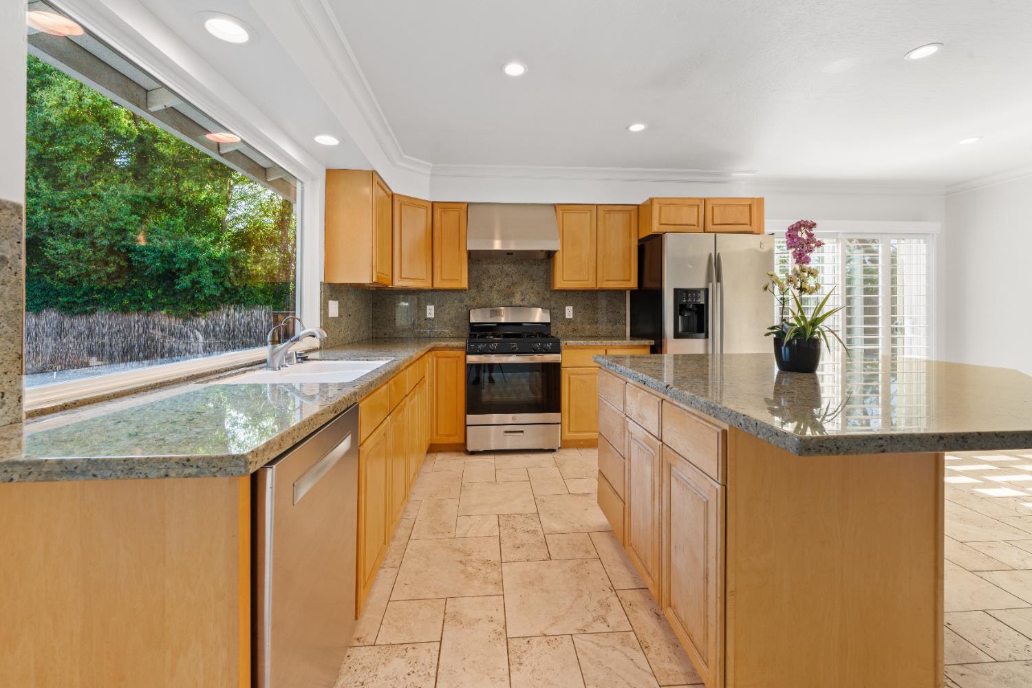 2583 Regent Road