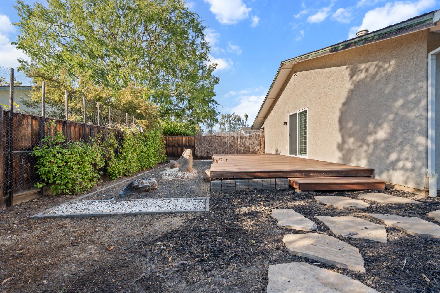 2583 Regent Road