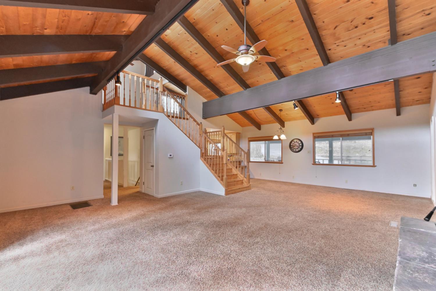 24214 N Oxbow Lane