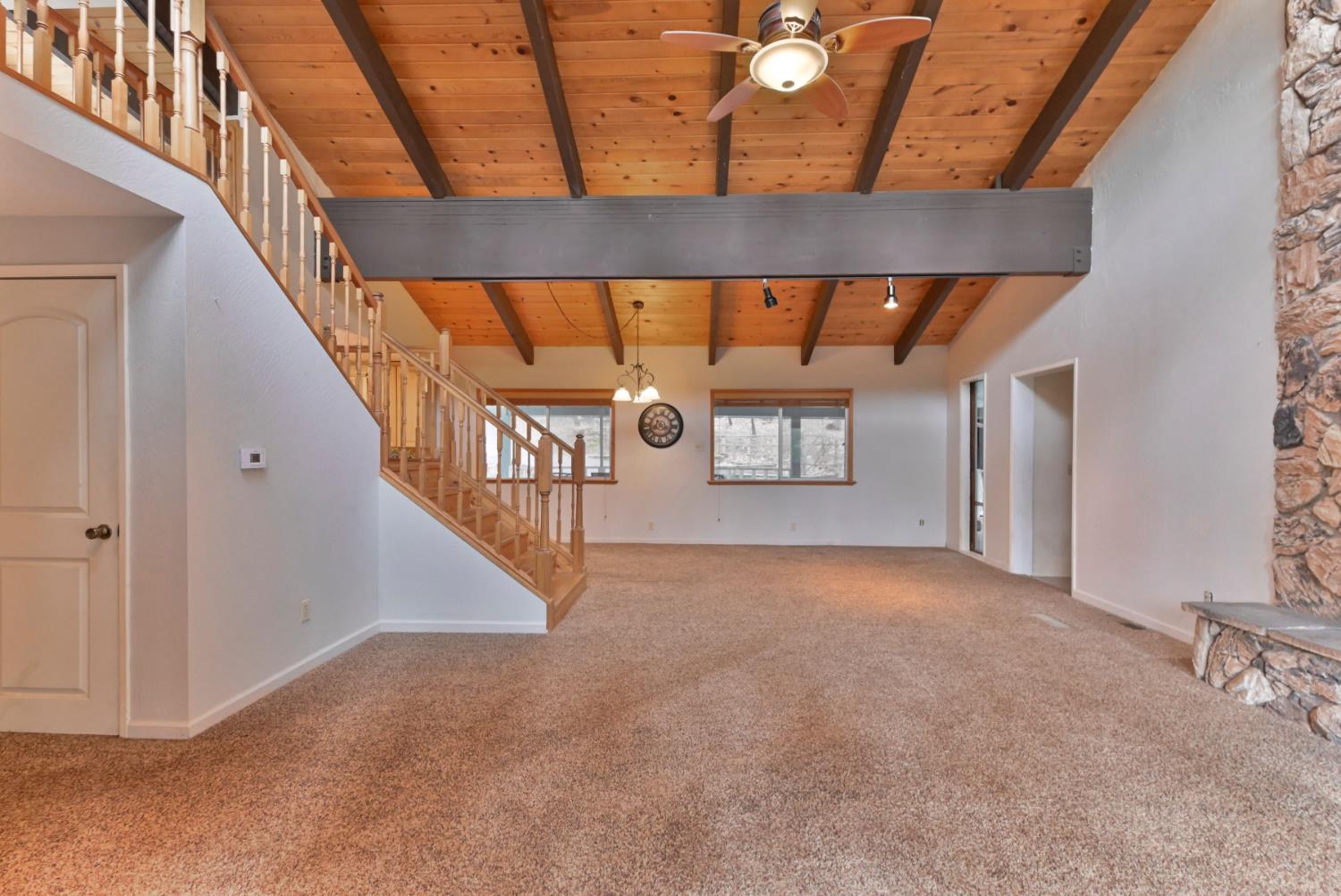 24214 N Oxbow Lane