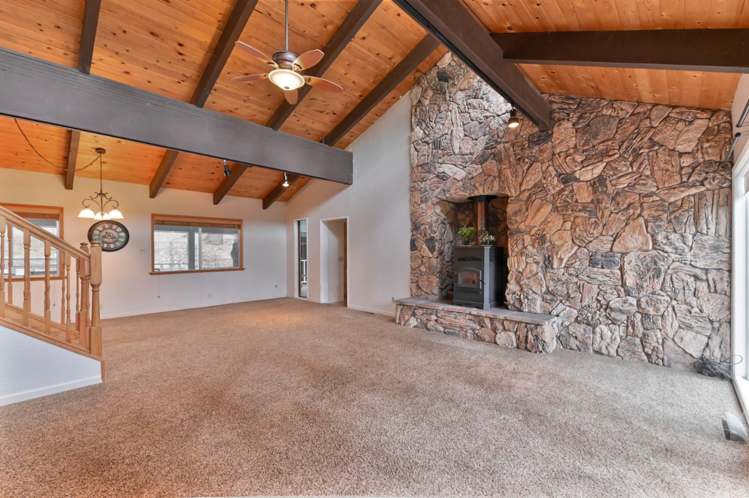 24214 N Oxbow Lane