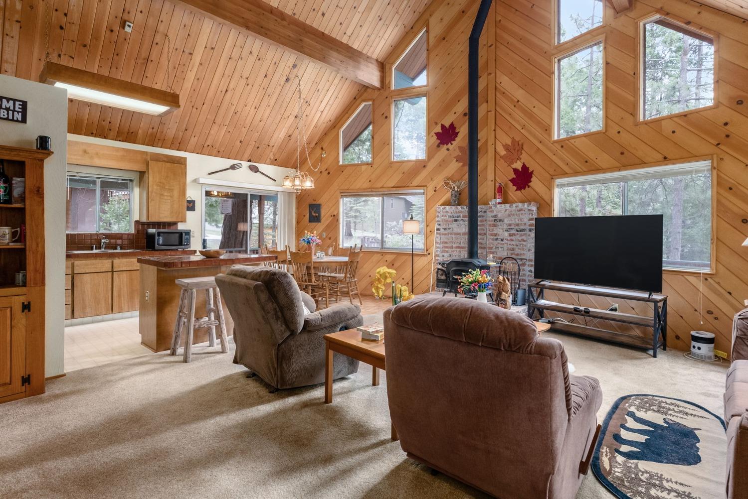 2245 Castlewood Lane