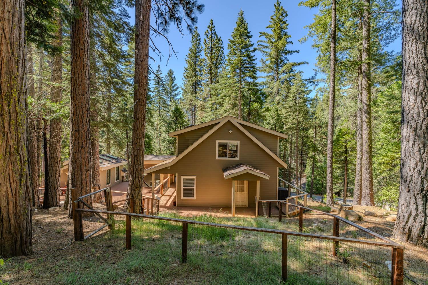 3061 Tahos Drive