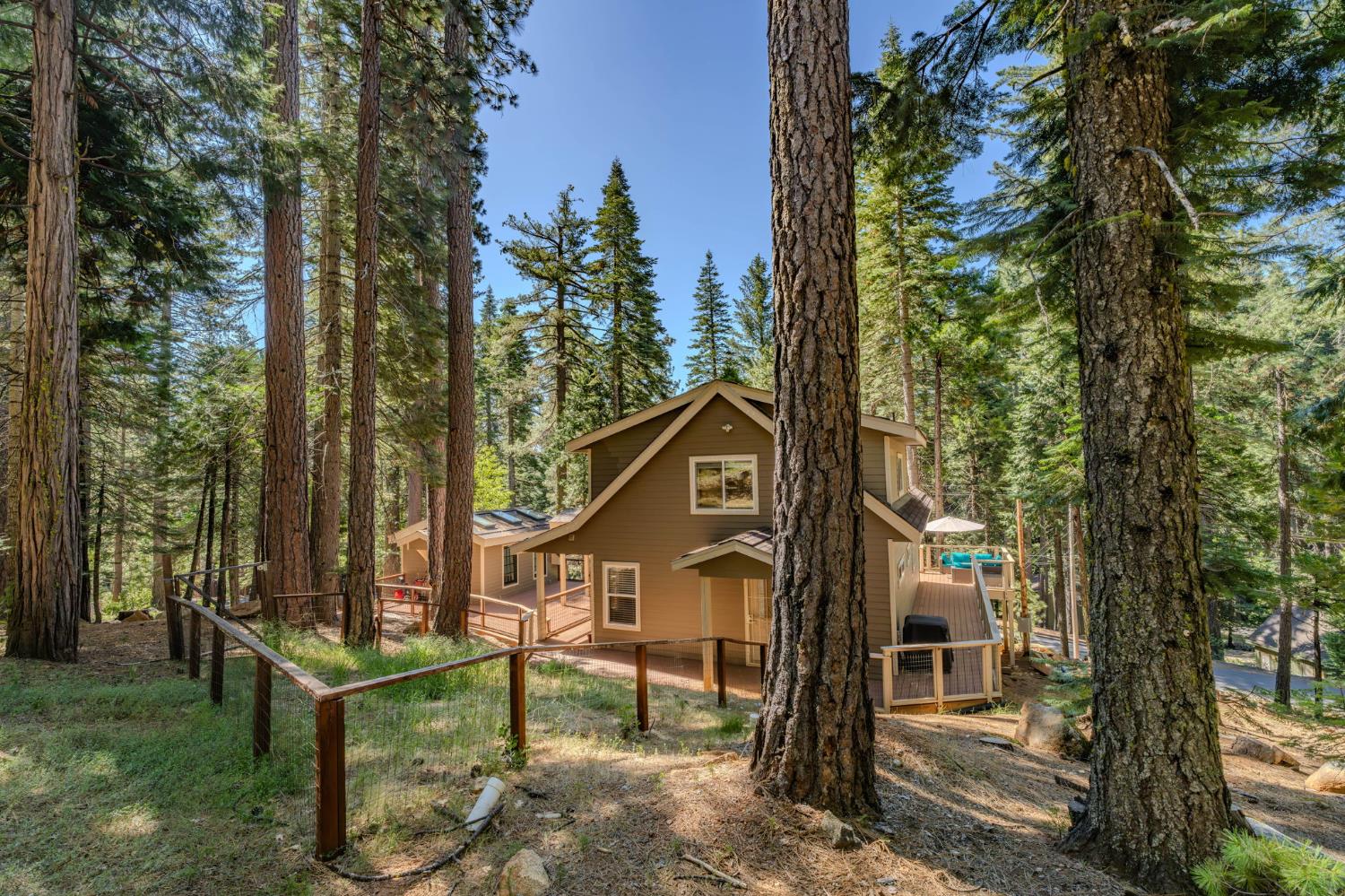 3061 Tahos Drive