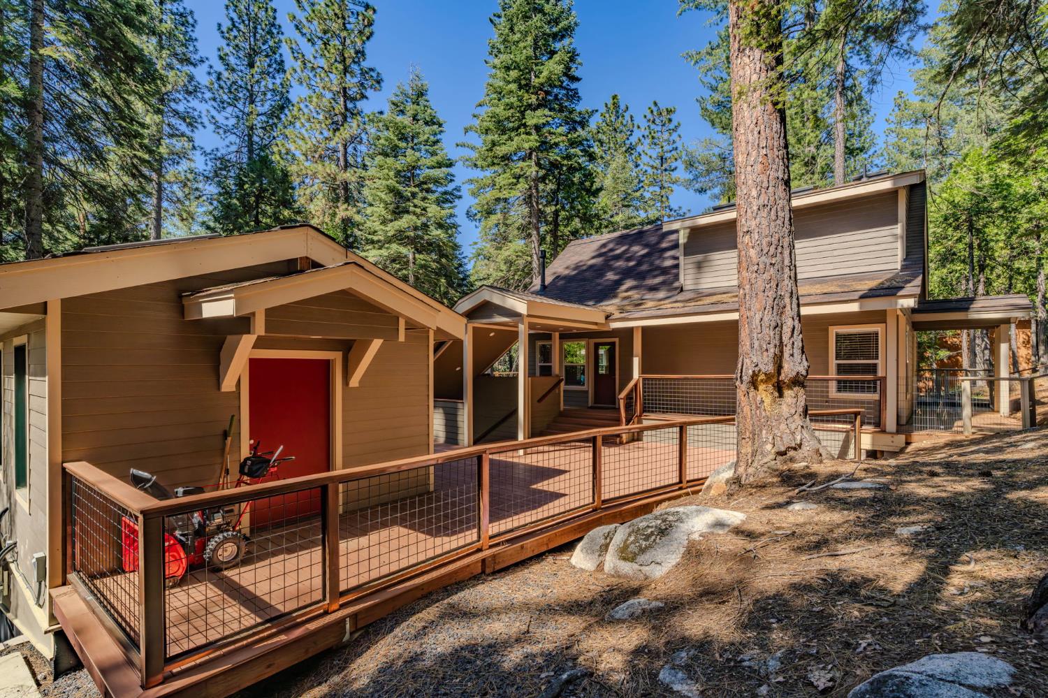 3061 Tahos Drive