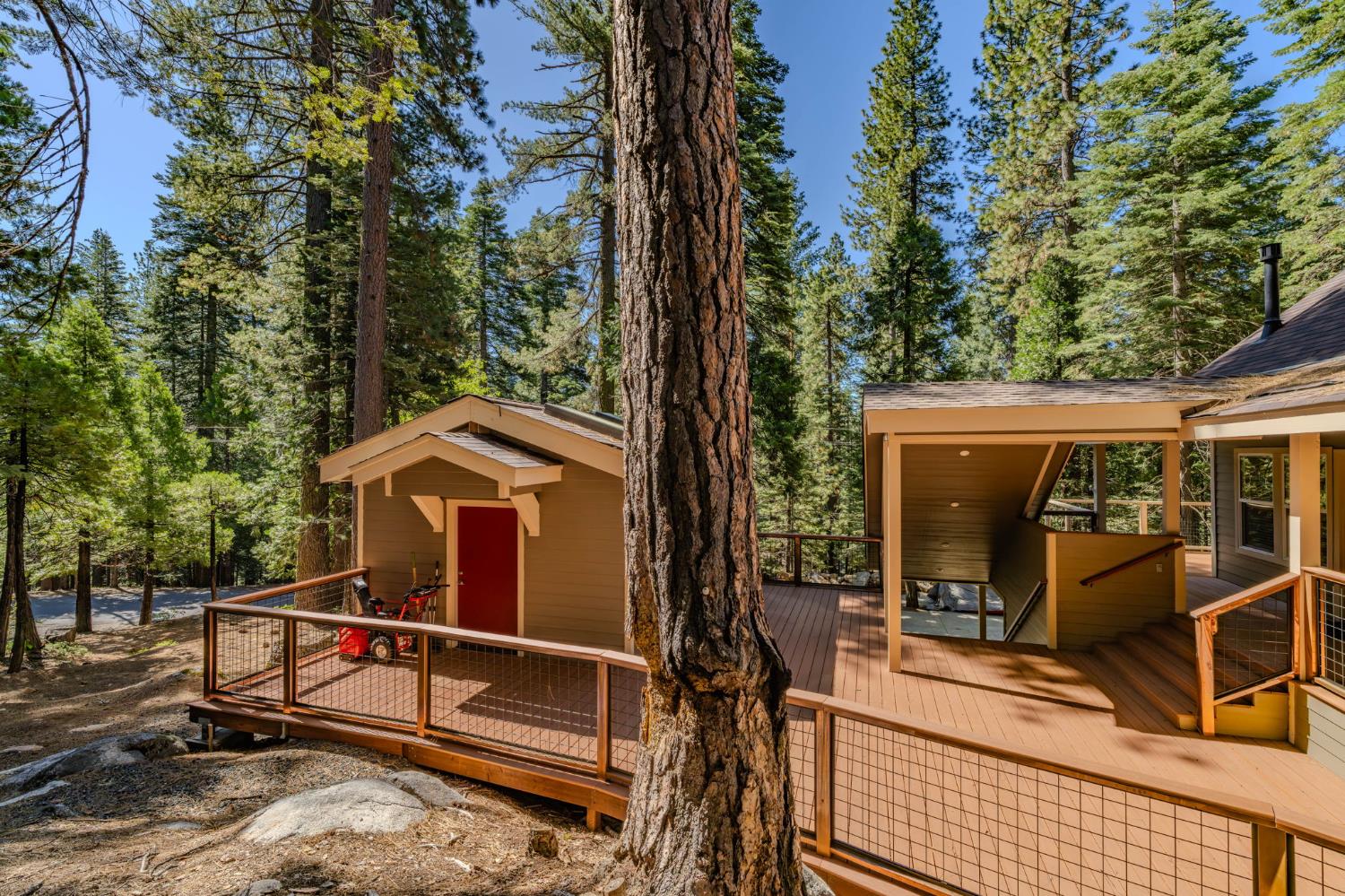 3061 Tahos Drive