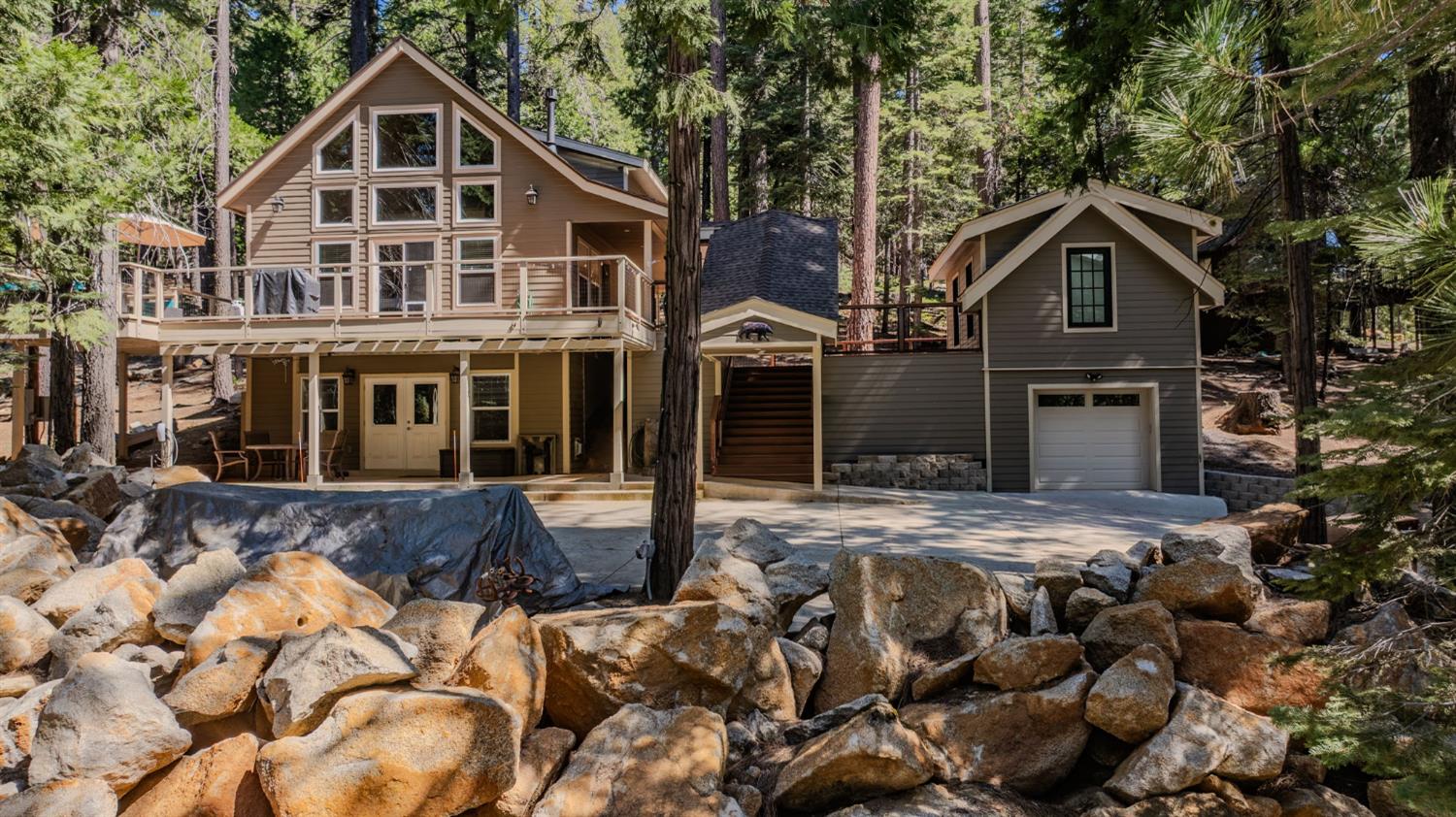 3061 Tahos Drive