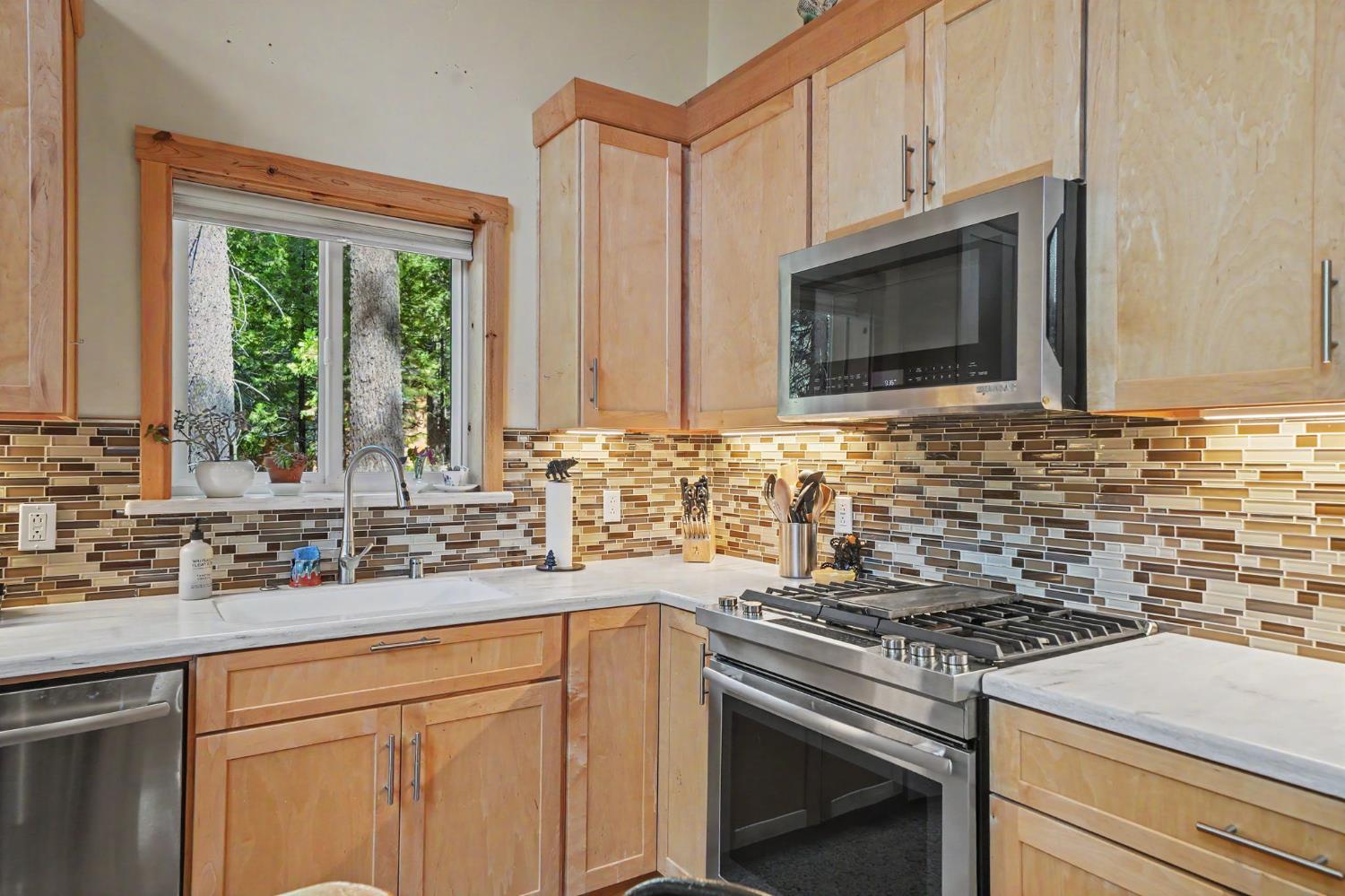 3061 Tahos Drive