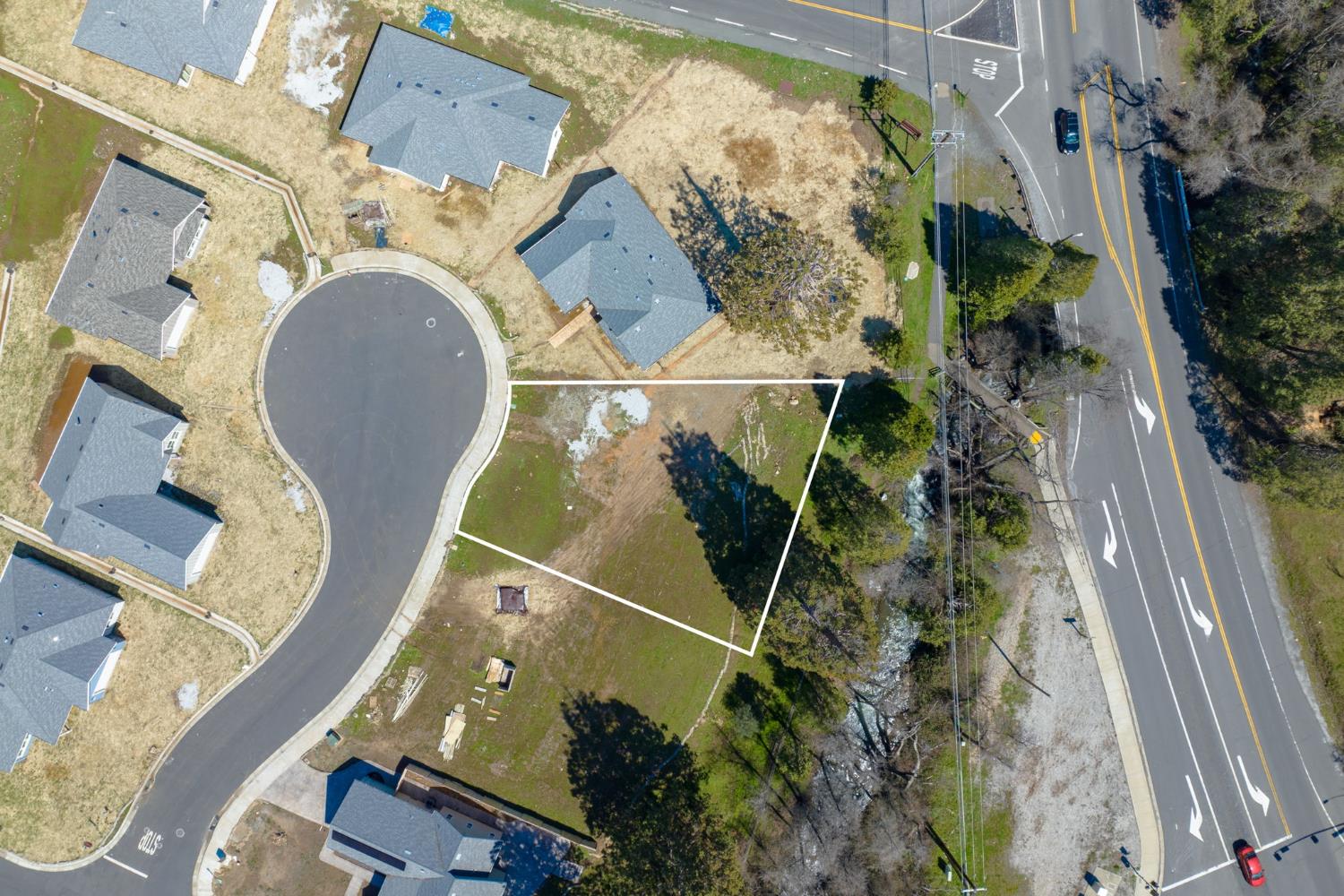 128 Creekside Court