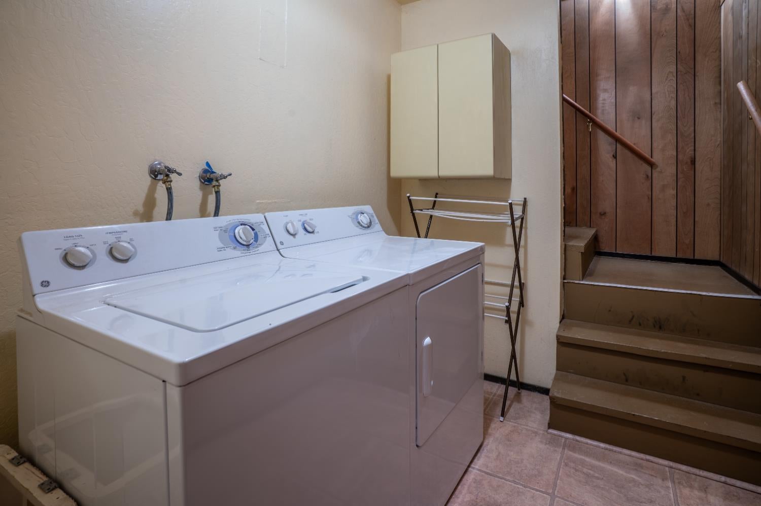 3046 Tahos Drive