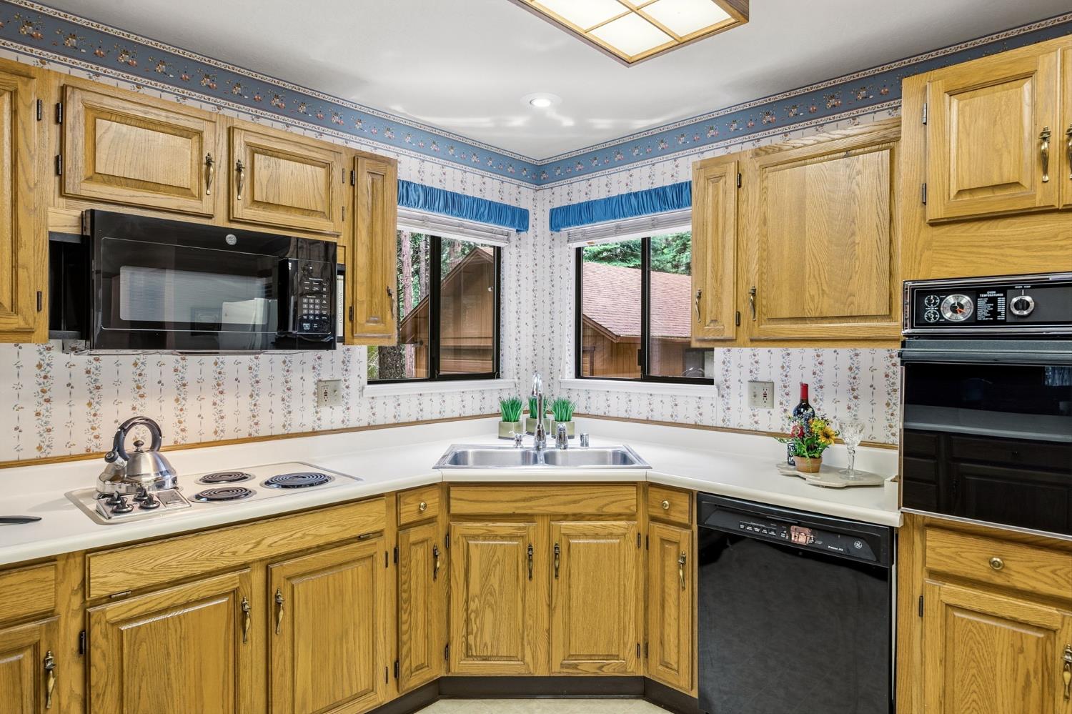 337 Kenshaw Court