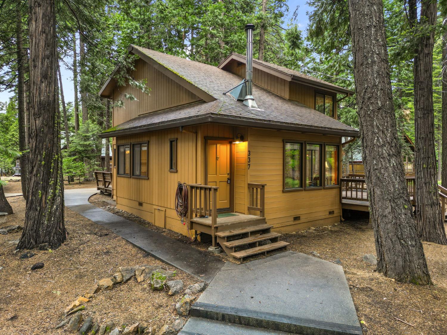 337 Kenshaw Court