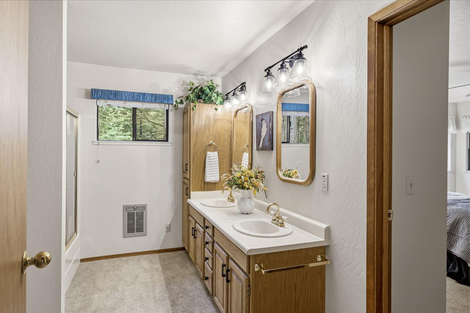 337 Kenshaw Court