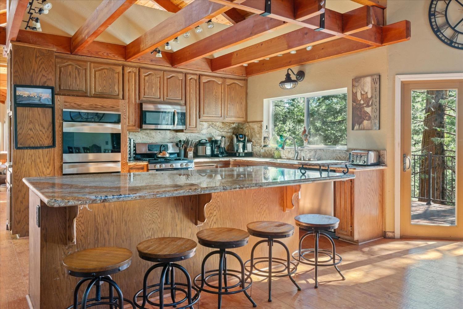 2434 Dardanelle Vista