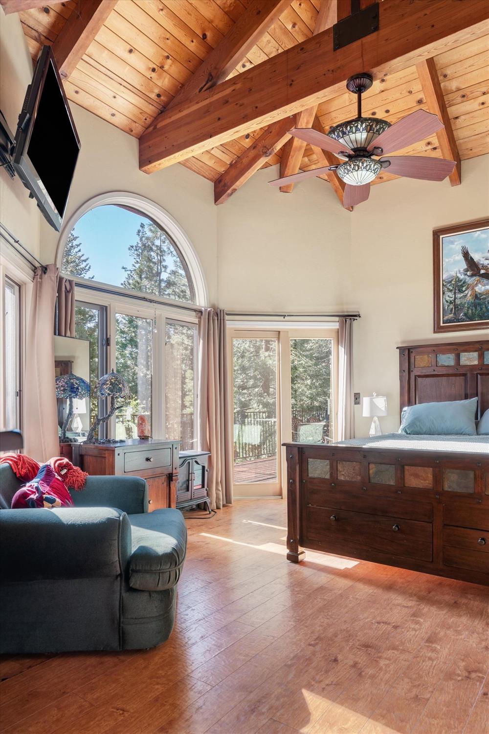 2434 Dardanelle Vista