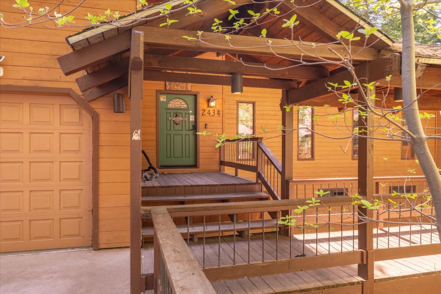 2434 Dardanelle Vista
