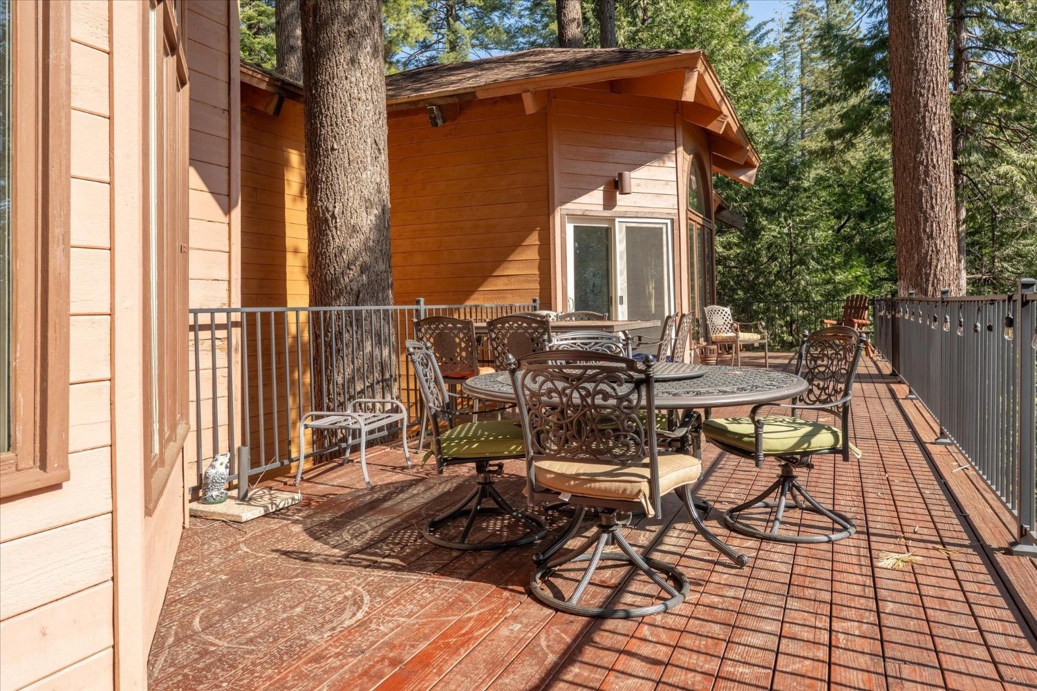 2434 Dardanelle Vista