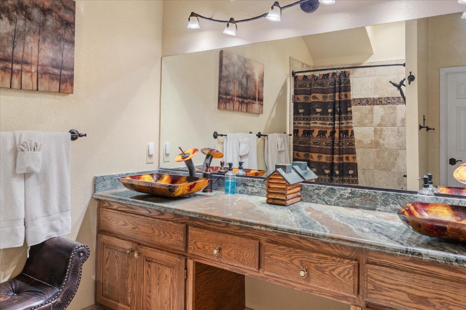 2434 Dardanelle Vista