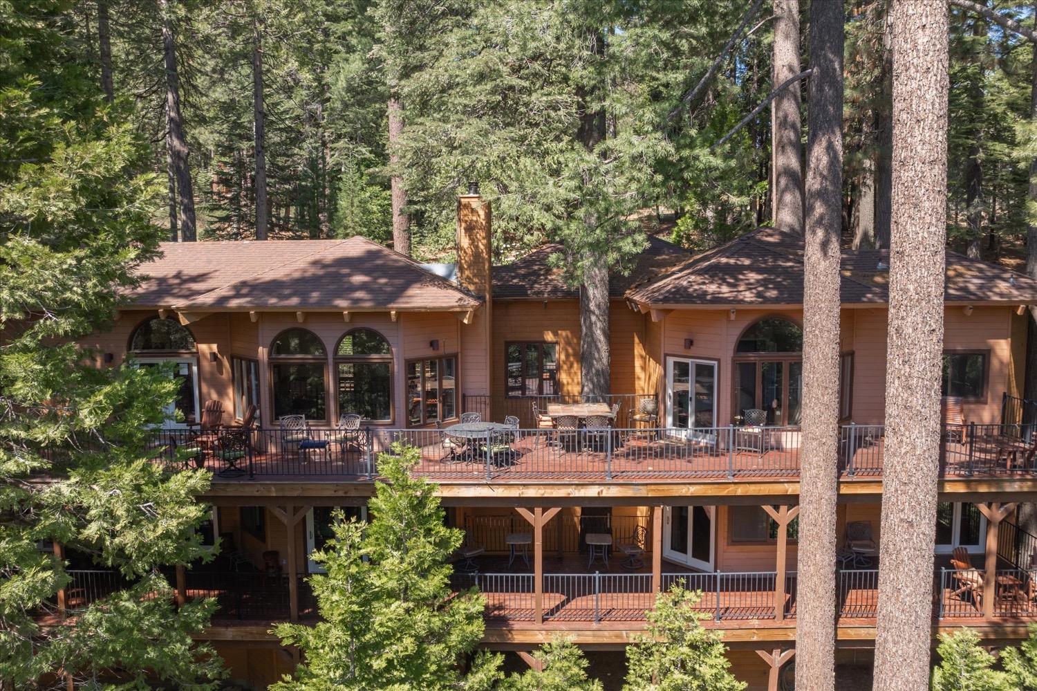 2434 Dardanelle Vista