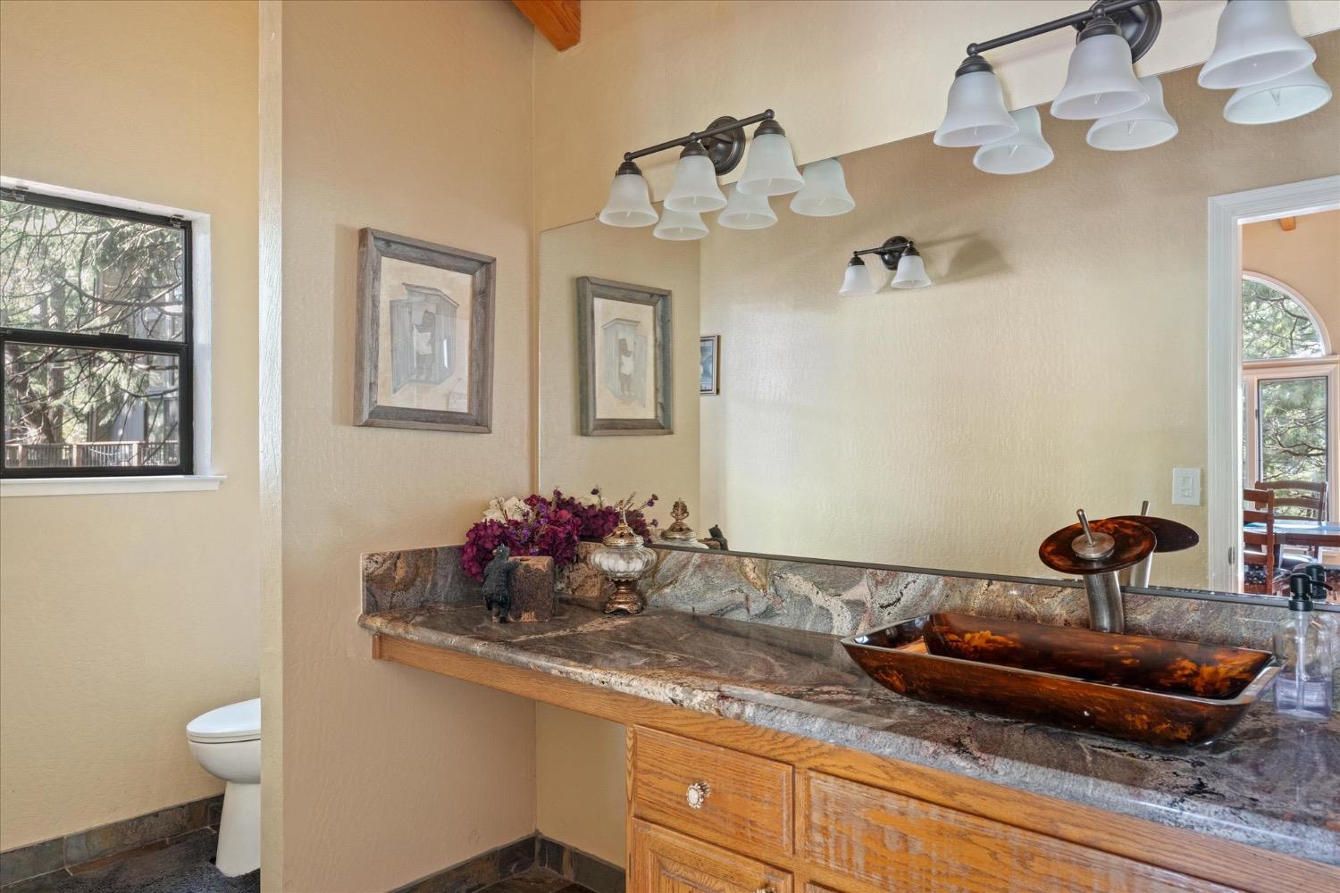 2434 Dardanelle Vista