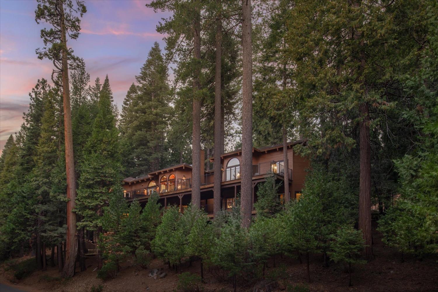 2434 Dardanelle Vista