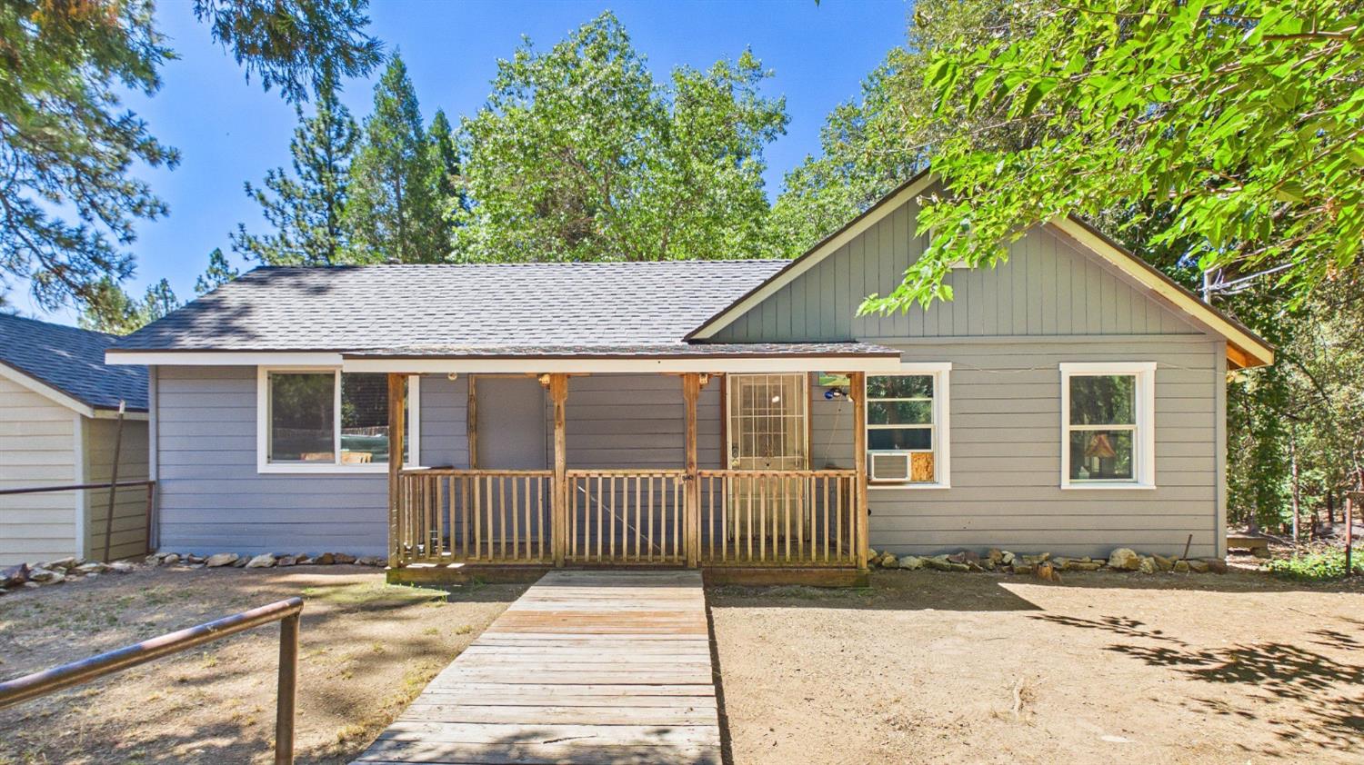 735 Ridge Road