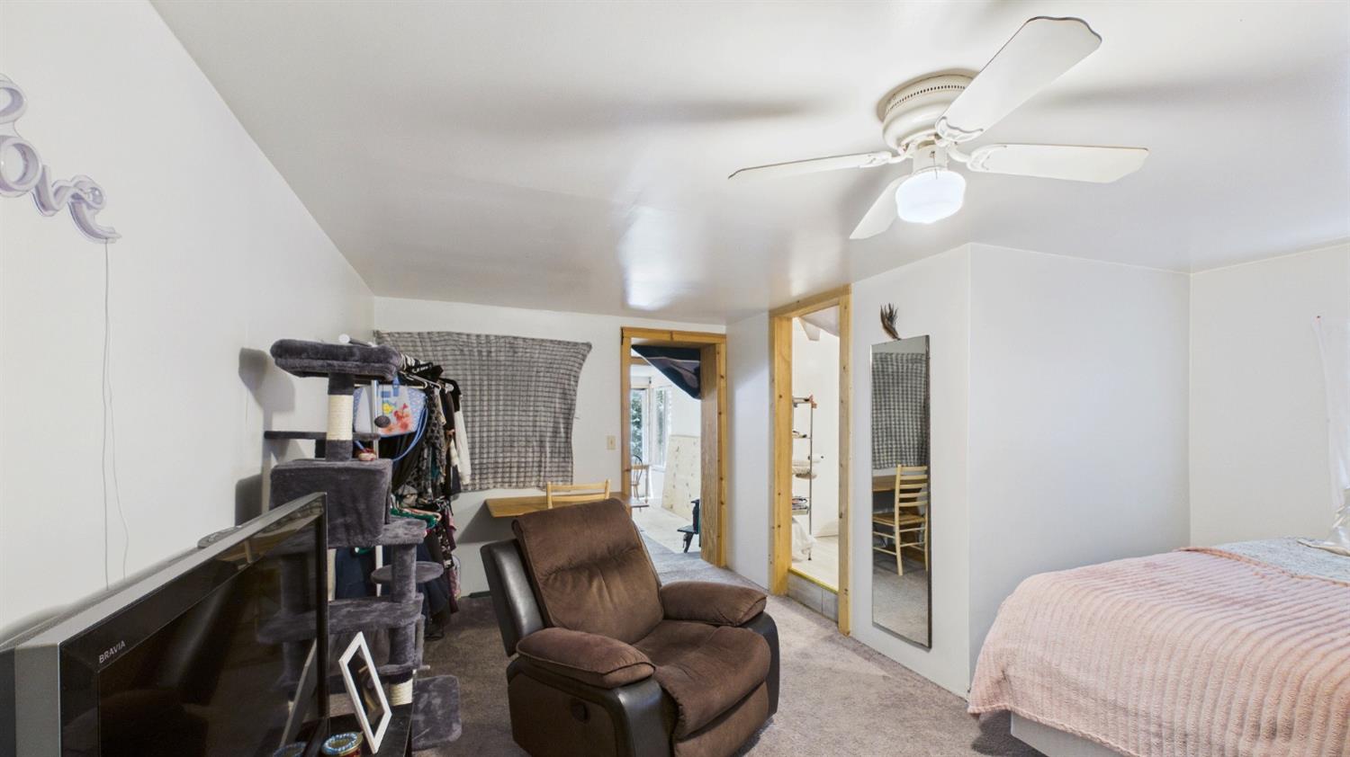 735 Ridge Road