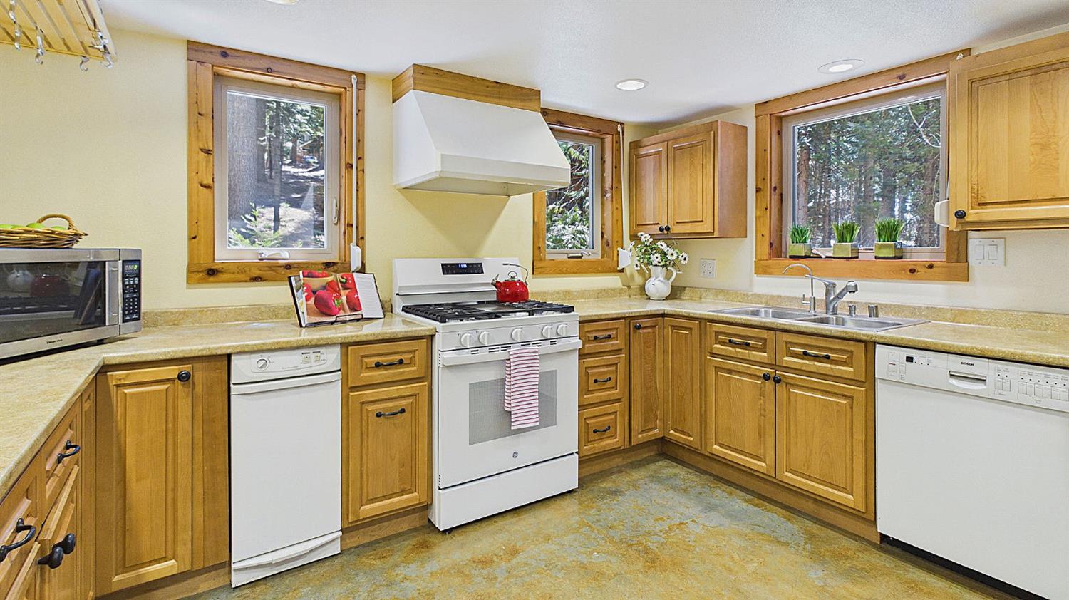 1404 Karock Road