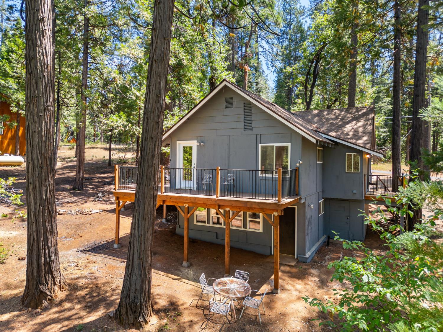 2360 E Mokelumne Drive