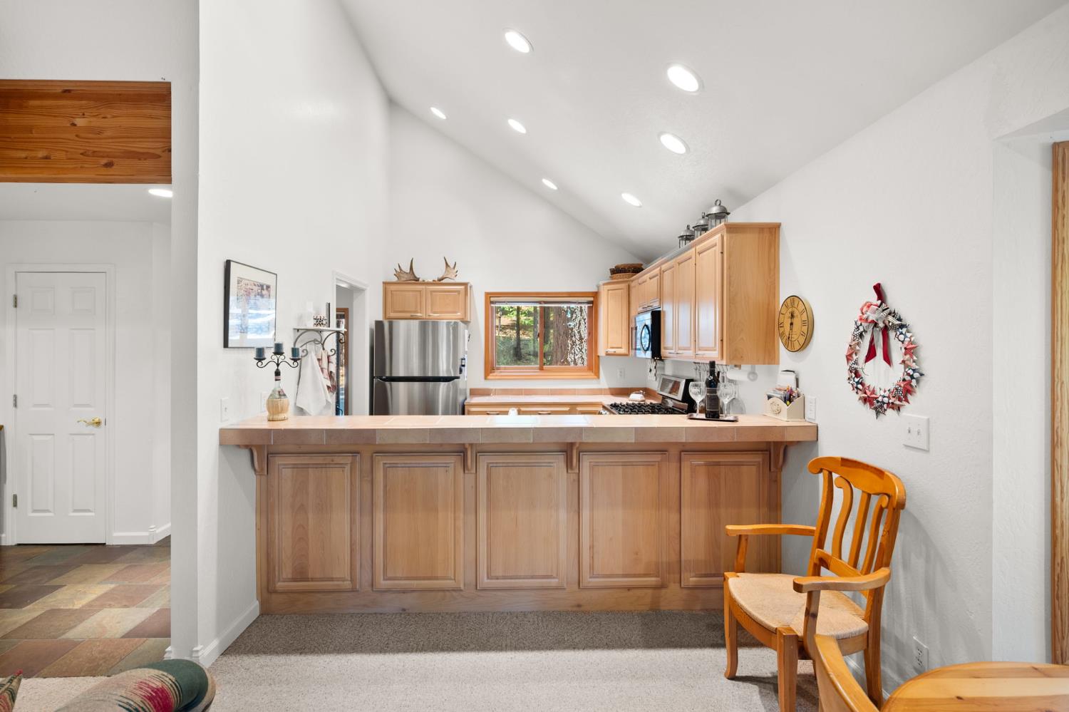 1518 Topanga Lane