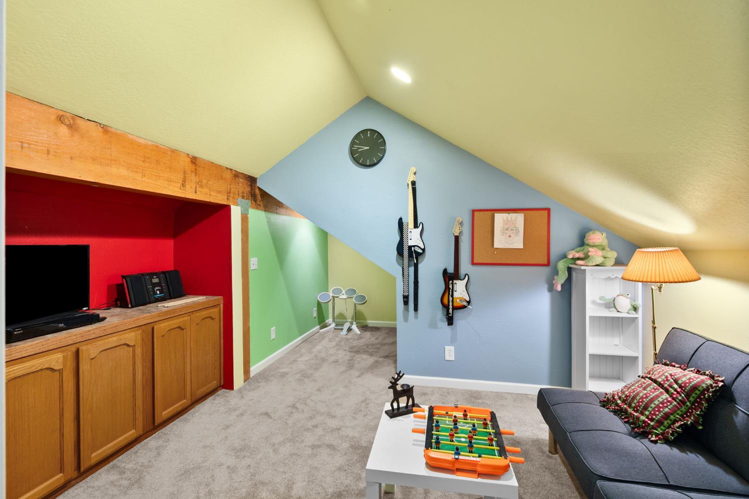 1518 Topanga Lane