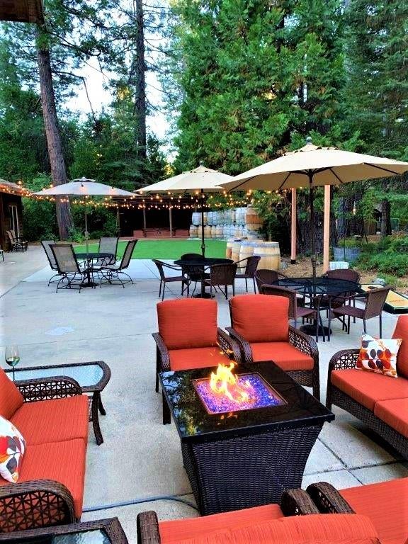 1343 Oak Circle