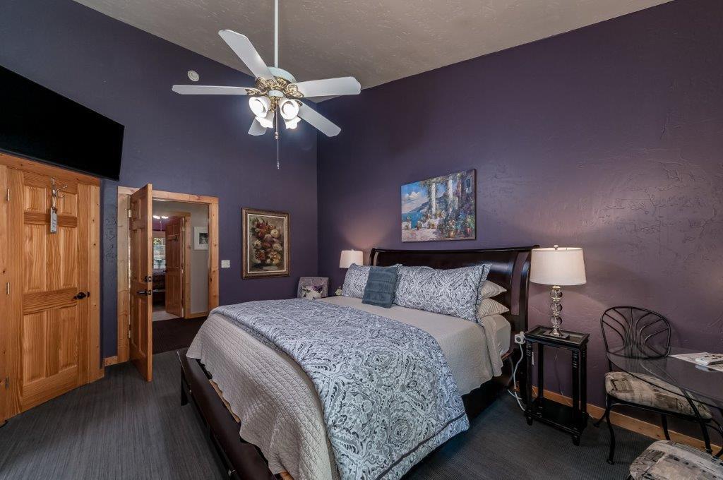 1343 Oak Circle