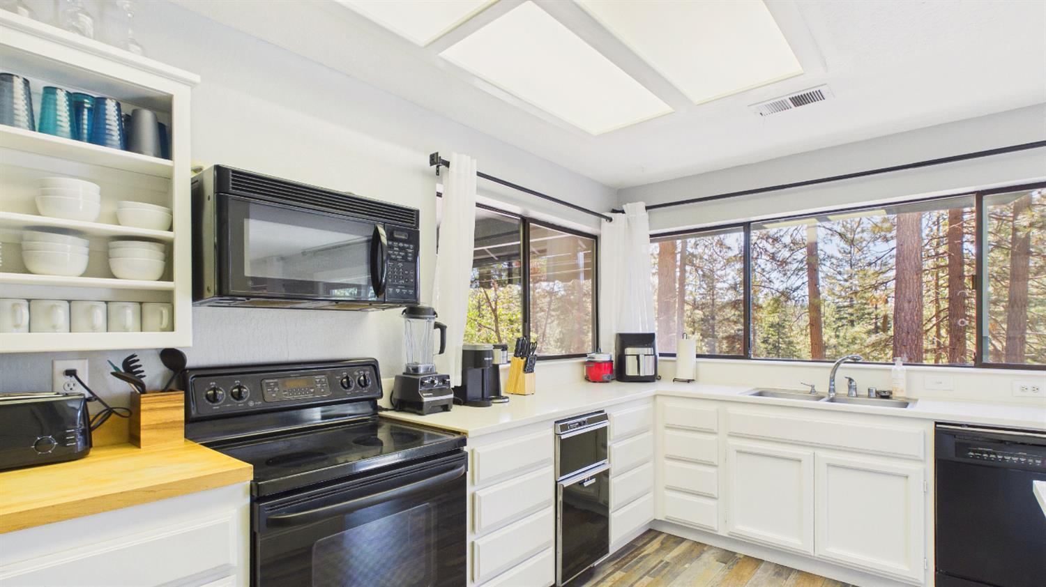 1655 Felix Drive