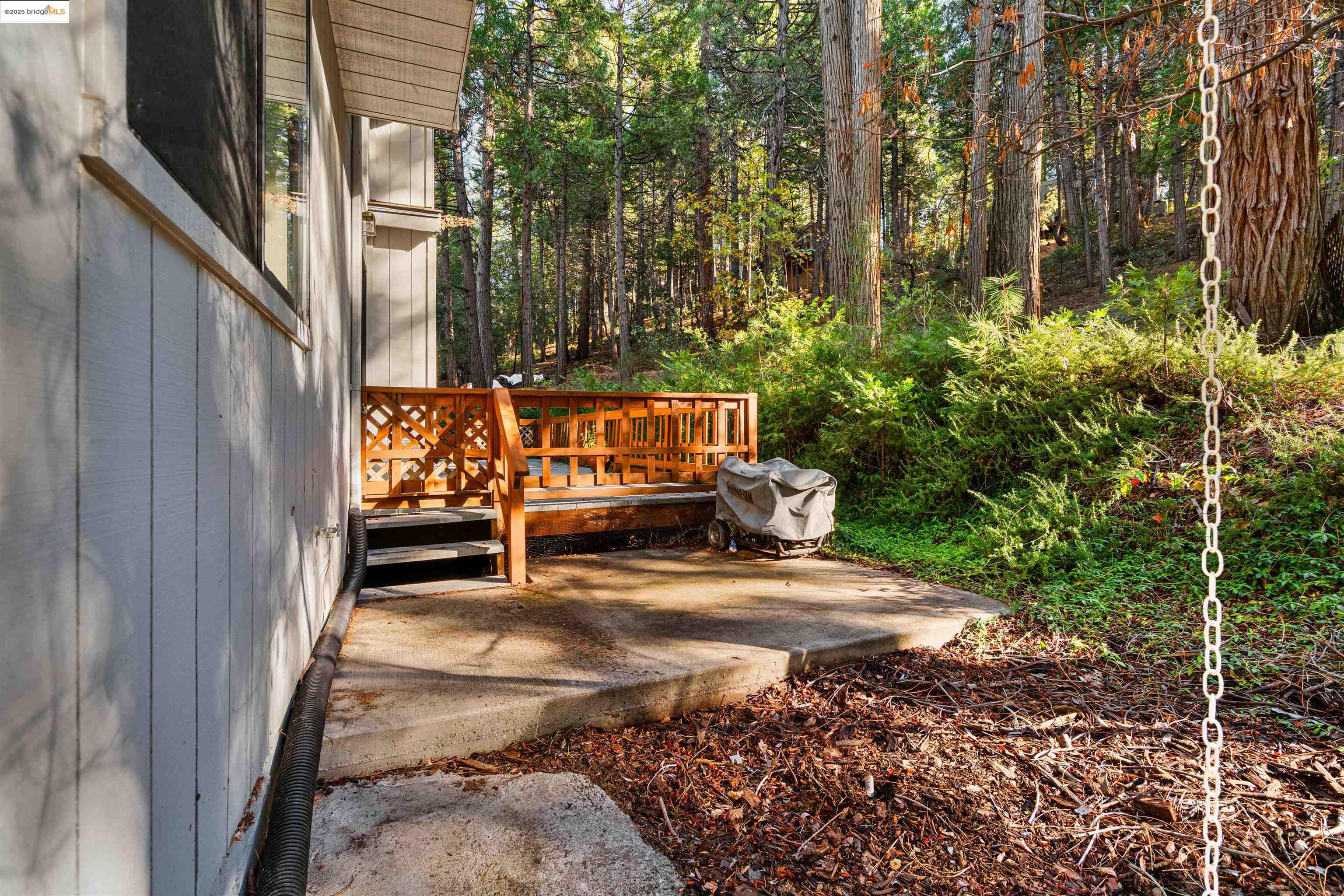 208 Snowberry