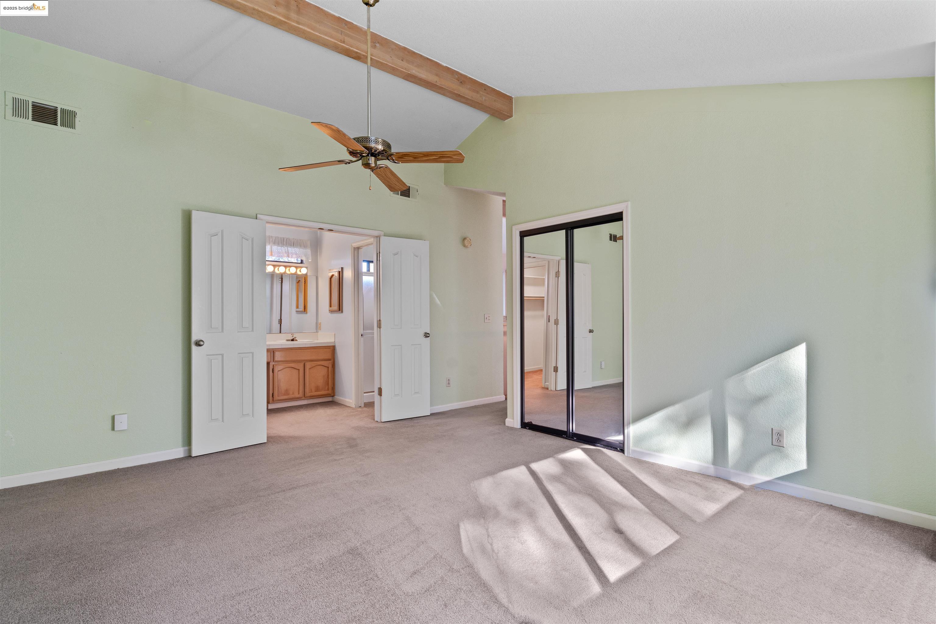 208 Snowberry