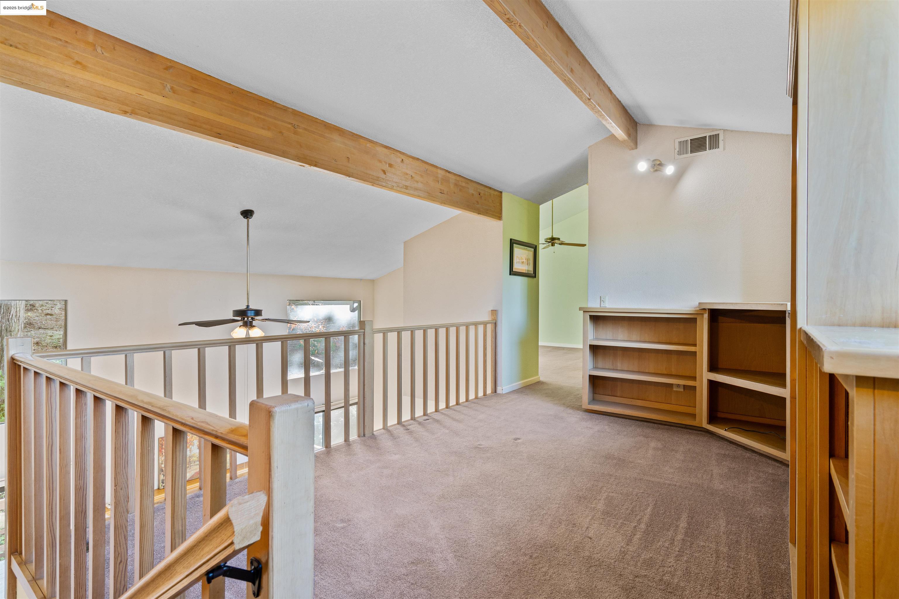 208 Snowberry