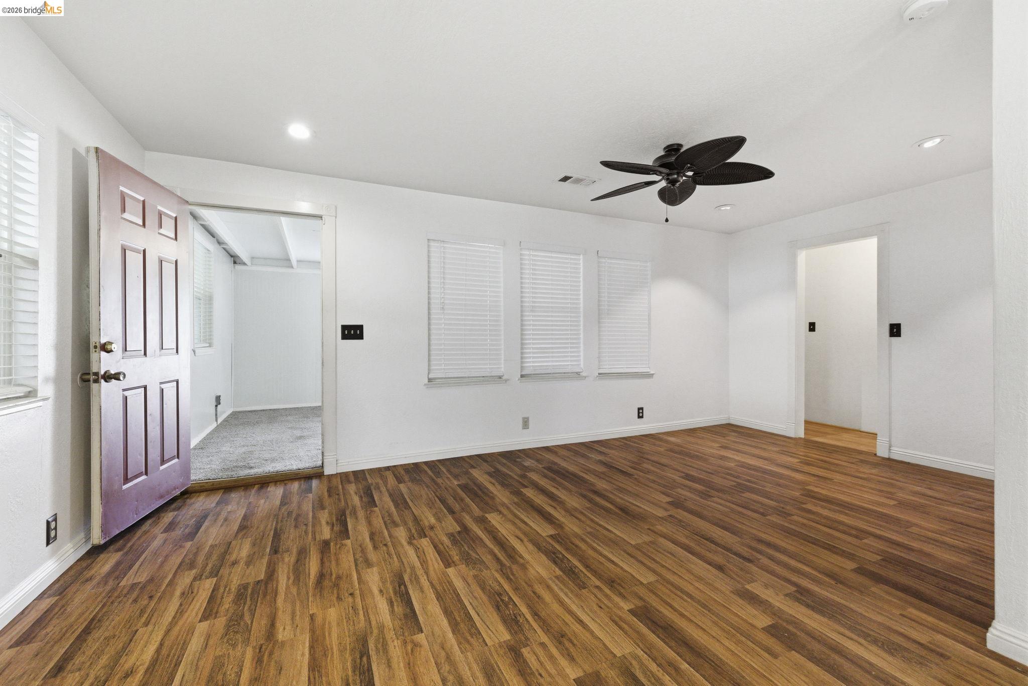 268 N California
