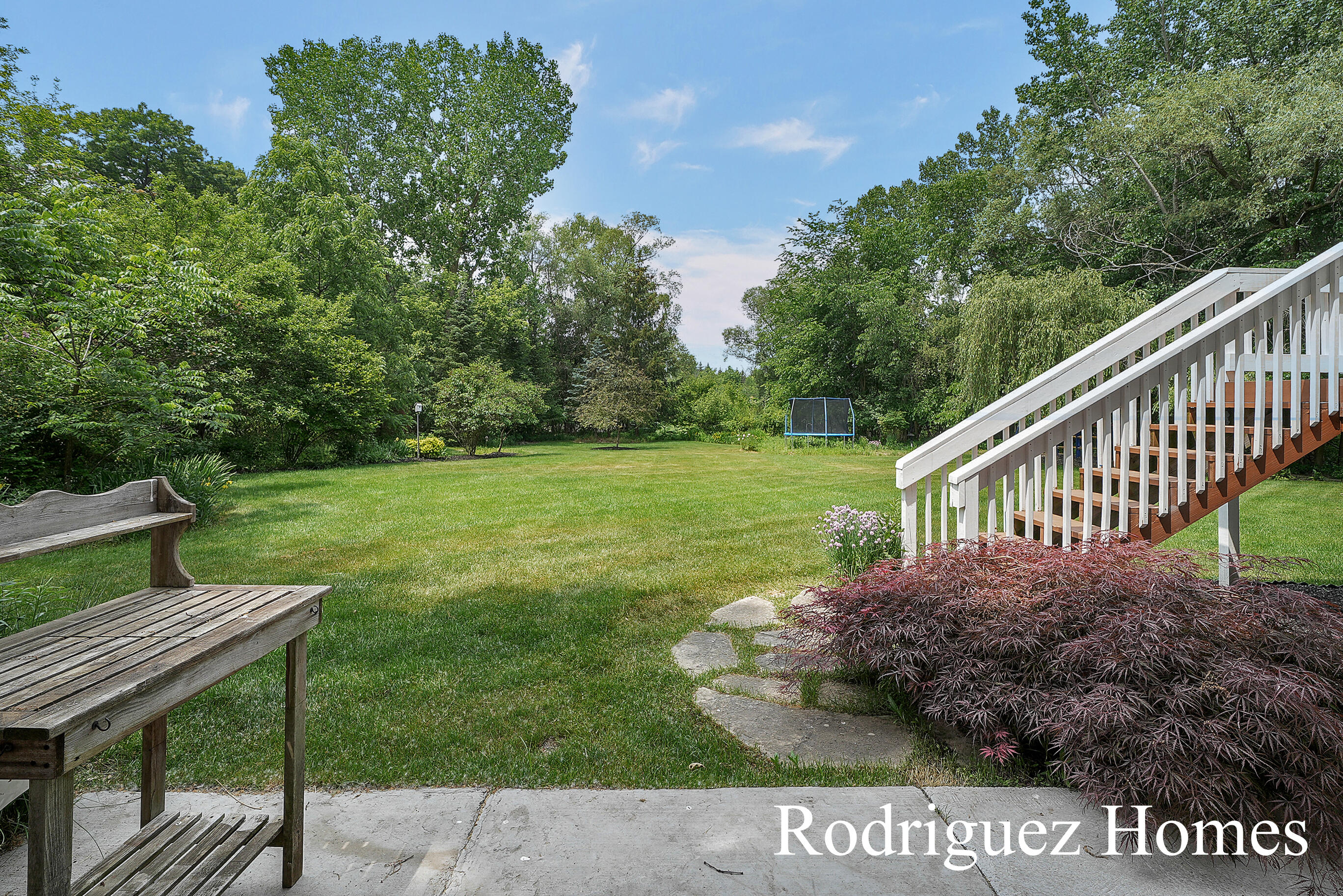 815 Bradford Hollow Drive NE