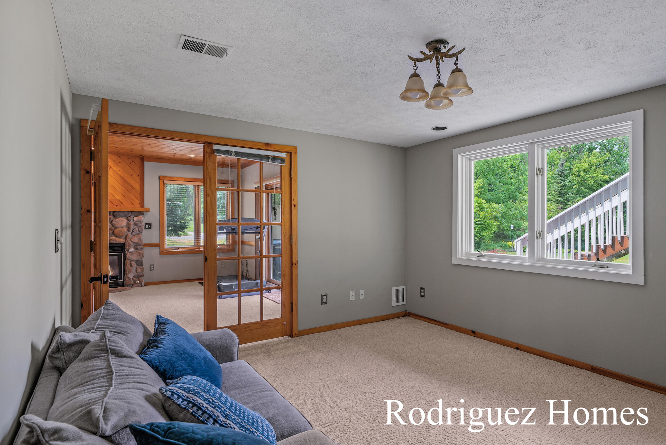 815 Bradford Hollow Drive NE